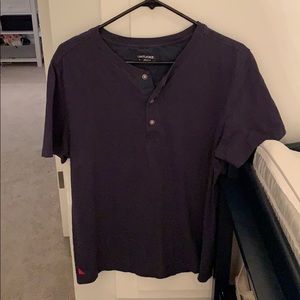 Untuckit navy 3 button shirt